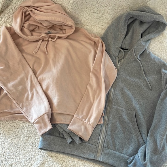 Shein sweatshirt lot. Size small. - Picture 1 of 7